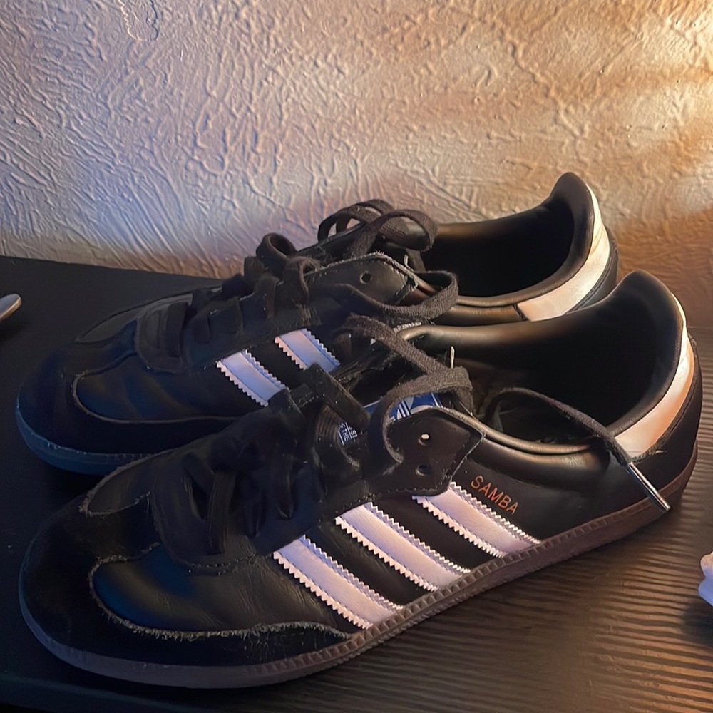 Barely Worn Adidas Sambas